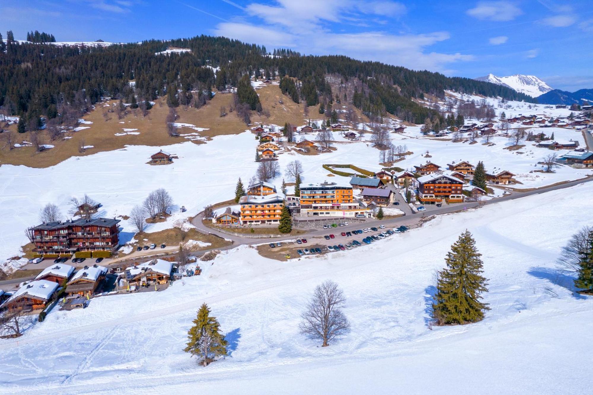Azureva La Clusaz Les Confins エクステリア 写真